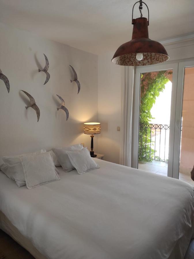 Casa 4 Habitaciones Con Jardin Y Piscina 10 Pax Захара де лос Атунес Екстериор снимка