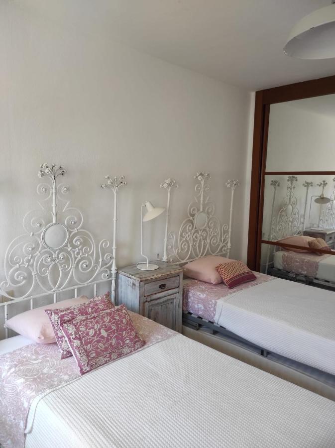 Casa 4 Habitaciones Con Jardin Y Piscina 10 Pax Захара де лос Атунес Екстериор снимка