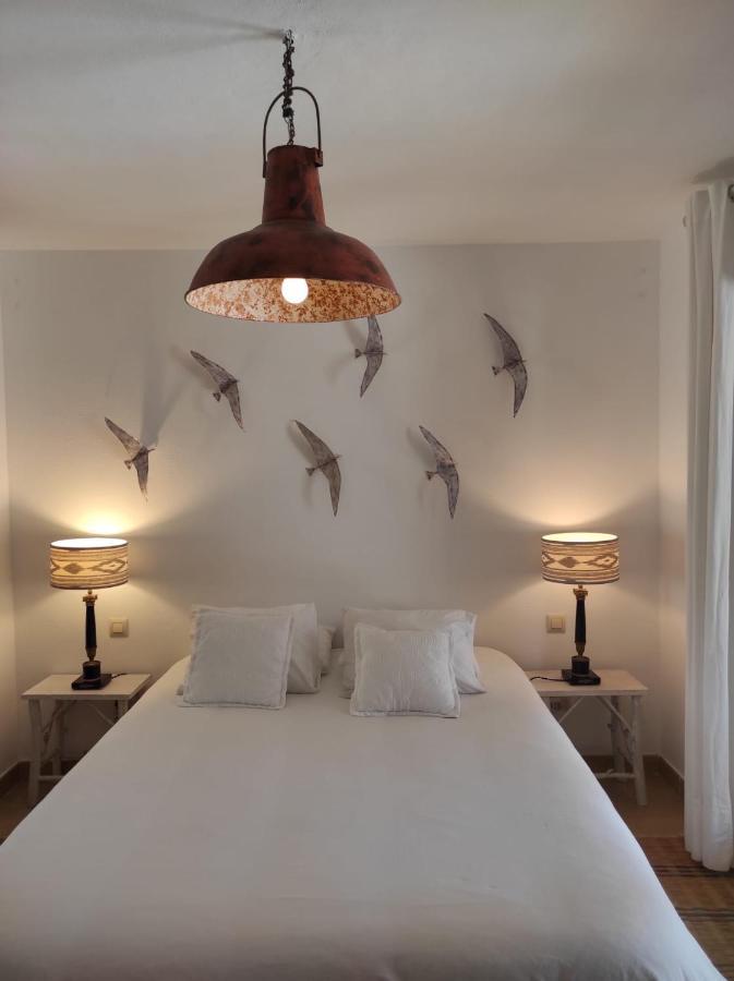 Casa 4 Habitaciones Con Jardin Y Piscina 10 Pax Захара де лос Атунес Екстериор снимка