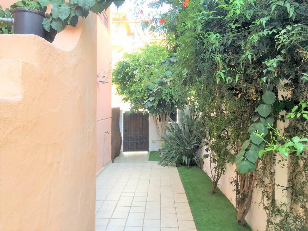 Casa 4 Habitaciones Con Jardin Y Piscina 10 Pax Захара де лос Атунес Екстериор снимка